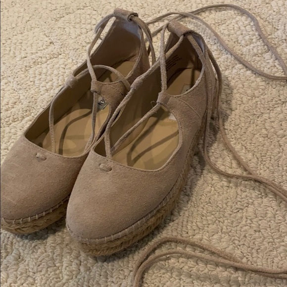 Steve Madden Lace Up Espadrilles - Picture 3 of 4